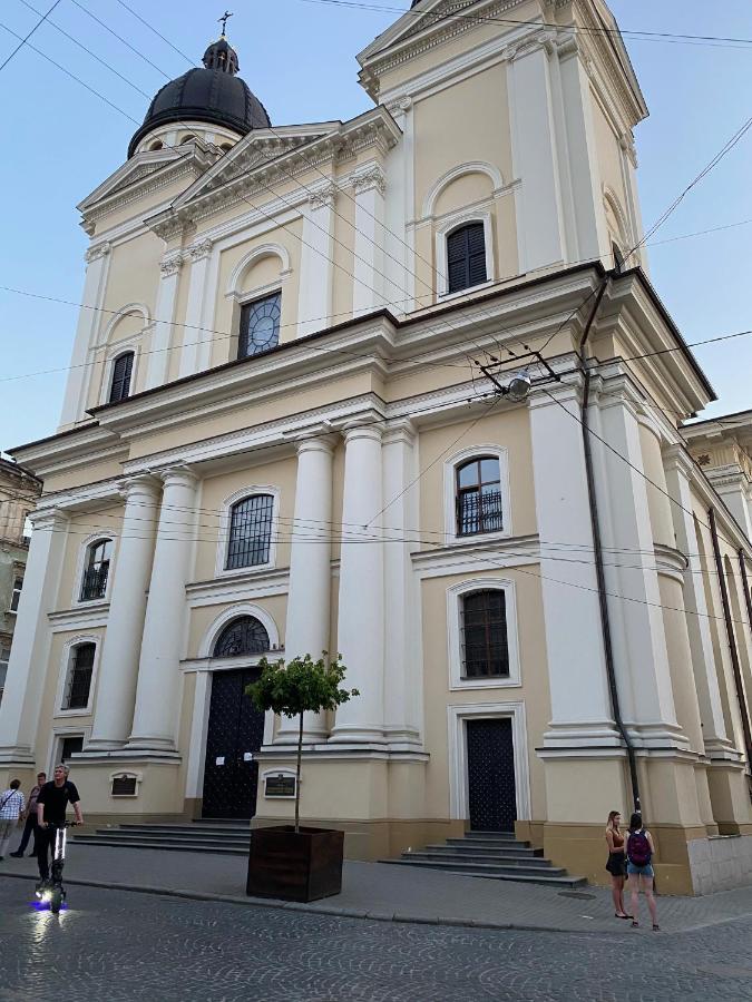 В Центрі Біля Ратуші Вулиця Площа Ринок 11 Lviv Kültér fotó
